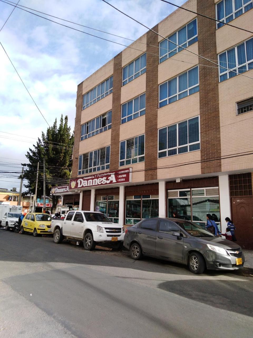 Habitacion 5 Minutos Aeropuerto Bogota Exterior photo